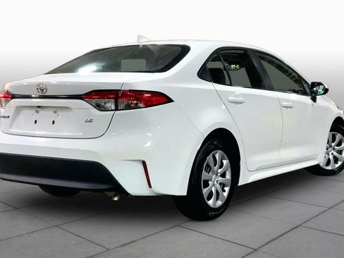 Used 2024 Toyota Corolla LE FWD image 13