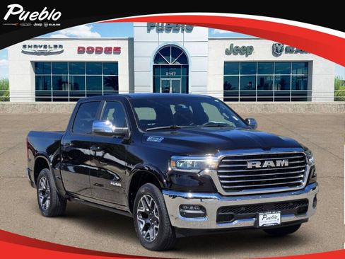 Used 2025 RAM 1500 Laramie AWD/4WD image 1