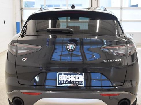 Used 2024 Alfa Romeo Stelvio Ti w/ Performance Driving Package AWD/4WD image 11