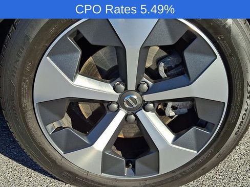 Certified 2023 Volvo XC40 B5 Plus w/ Driver Assist Package AWD/4WD image 10