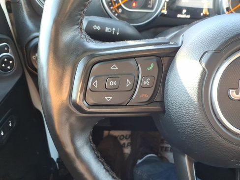 Used 2022 Jeep Gladiator Sport AWD/4WD image 18