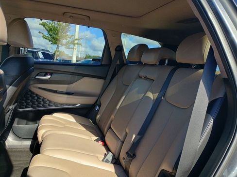 Used 2020 Hyundai Santa Fe SEL w/ Convenience + Premium Package FWD image 17