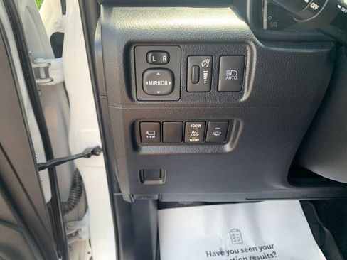 Used 2024 Toyota 4Runner SR5 Premium w/ Moonroof Package AWD/4WD image 33