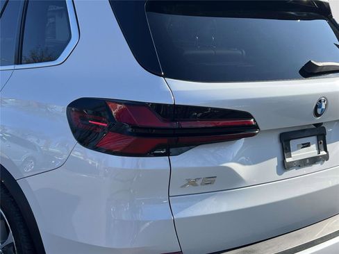 Used 2024 BMW X5 xDrive40i image 33