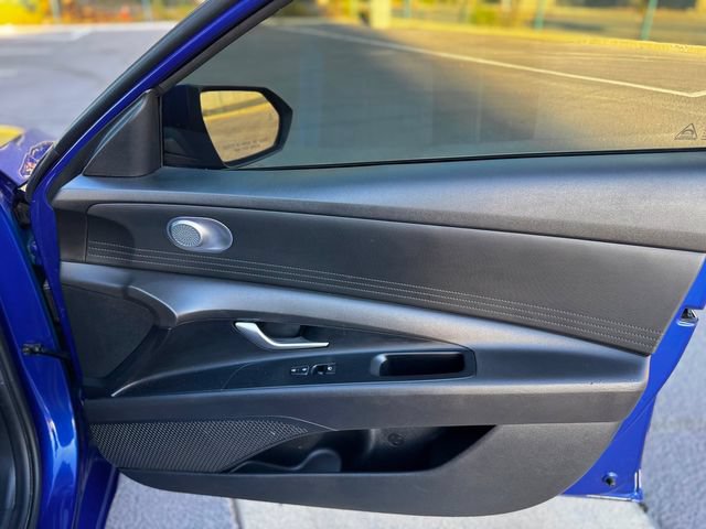 Used 2024 Hyundai Elantra SEL FWD image 27