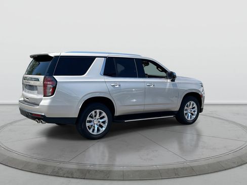 Used 2024 Chevrolet Tahoe Premier w/ Premium Package 2 AWD/4WD image 8