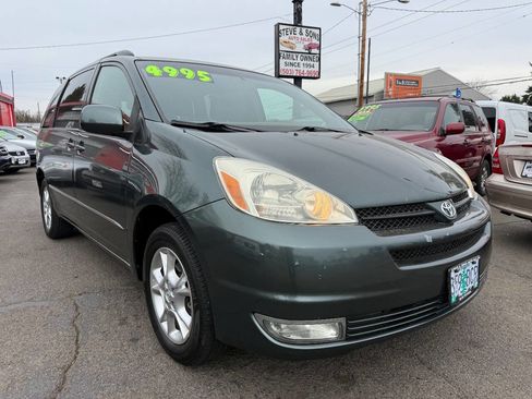 Used 2004 Toyota Sienna XLE image 4