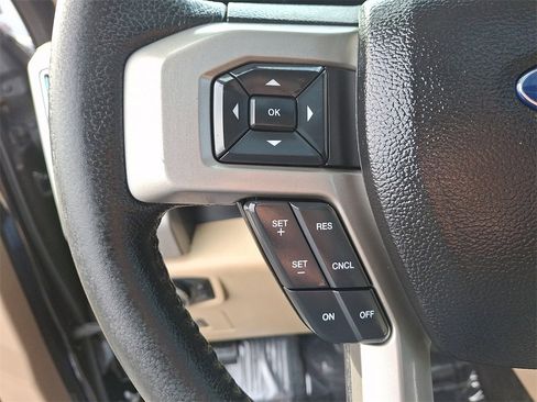 Used 2016 Ford F150 Lariat image 23