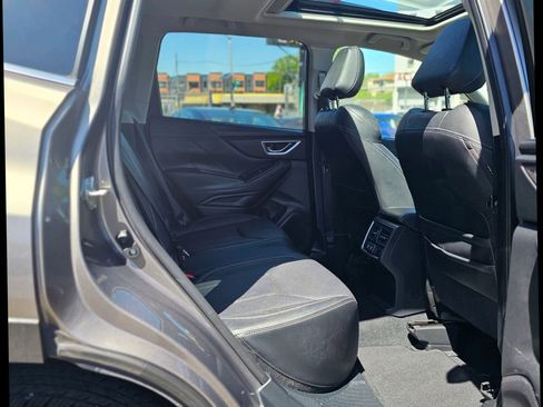 Used 2019 Subaru Forester Limited image 10