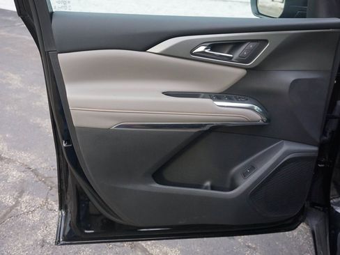 Used 2025 Chevrolet Traverse LT w/ LPO, Floor Liner Package image 24