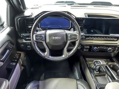 Certified 2022 Chevrolet Silverado 1500 ZR2 w/ Technology Package AWD/4WD image 17