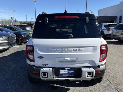 New 2025 Ford Bronco Sport Badlands w/ Sasquatch Badlands Package image 6