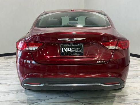 Used 2015 Chrysler 200 Limited w/ Convenience Group FWD image 7