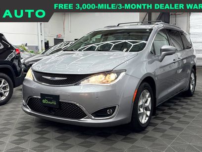 Used 2019 Chrysler Pacifica Touring Plus w/ Advanced Safetytec Group