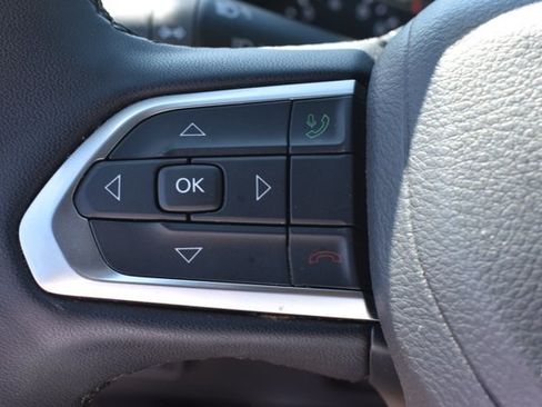 Used 2024 Jeep Compass Limited AWD/4WD image 21