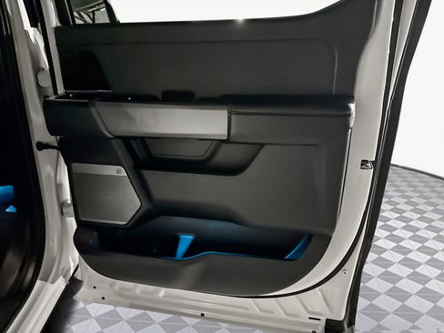 Used 2023 Ford F350 Lariat w/ Lariat Ultimate Package image 27