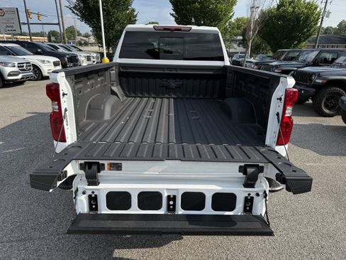 Used 2026 Chevrolet Silverado 2500 LT w/ Safety Package AWD/4WD image 33