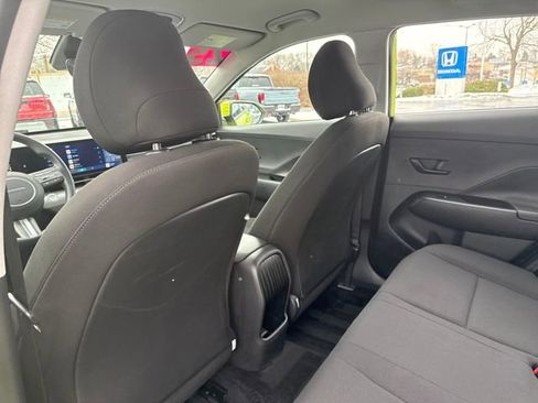 Certified 2025 Hyundai Kona SE image 20