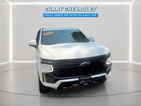 Used 2023 Chevrolet Tahoe Z71 w/ Z71 Off-Road Package AWD/4WD image 4
