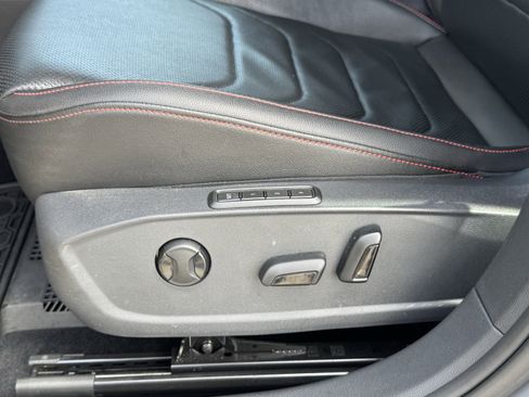 Used 2021 Volkswagen Jetta GLI Autobahn w/ GLI Autobahn Black Package image 27