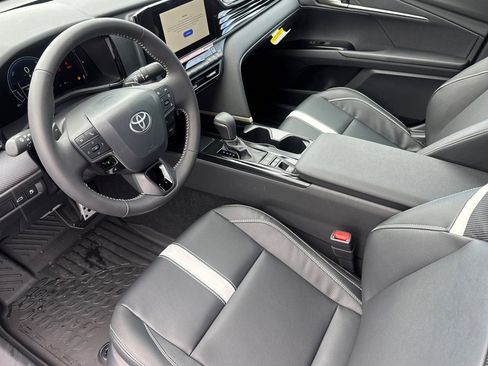 New 2026 Toyota Camry SE image 12