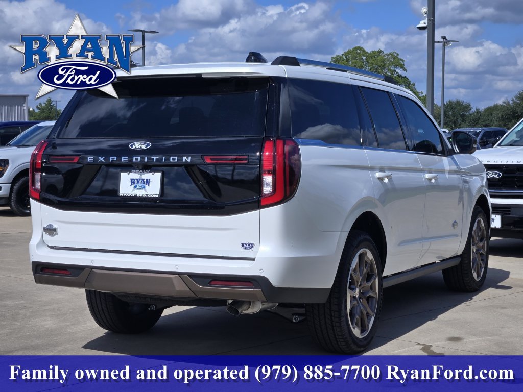New 2027 Ford Expedition King Ranch AWD/4WD image 3