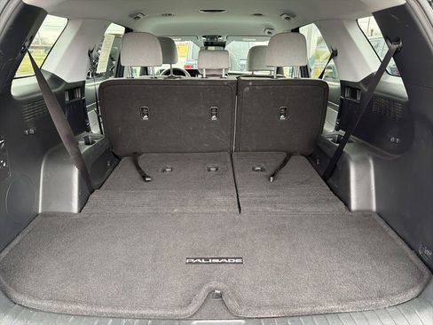 Used 2023 Hyundai Palisade SE image 9