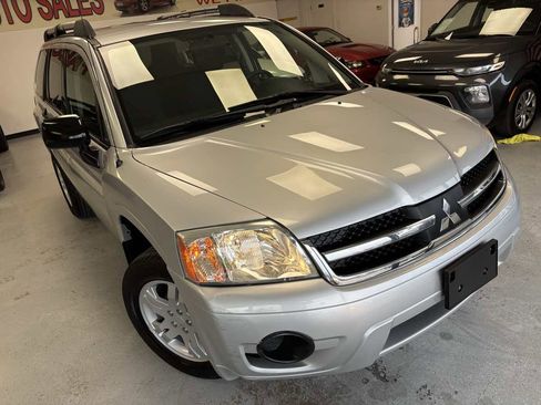 Used 2007 Mitsubishi Endeavor LS image 8