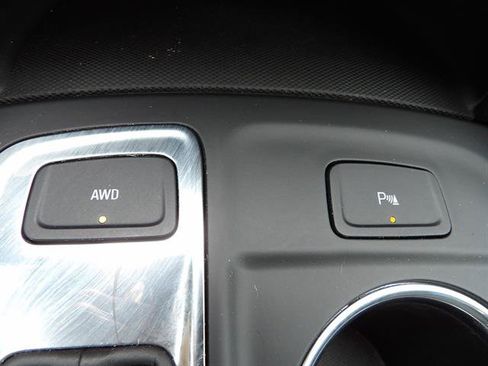 Used 2024 Chevrolet Equinox LT AWD/4WD image 27
