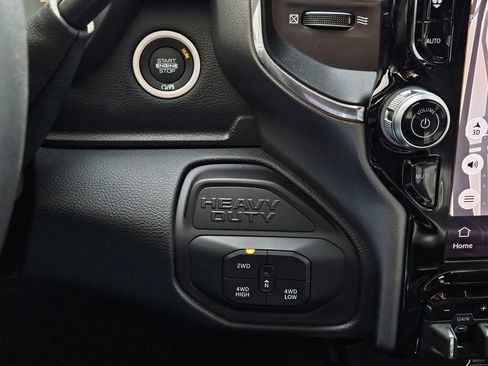 New 2026 RAM 2500 Laramie AWD/4WD image 20