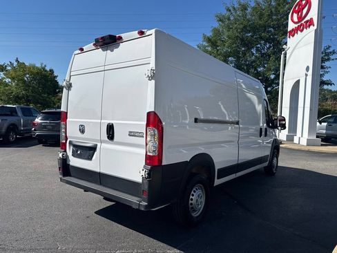 Used 2026 RAM ProMaster 2500 w/ Convenience Group FWD image 5