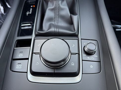 New 2026 MAZDA MAZDA3 2.5 S Sedan w/ Preferred Pkg image 19