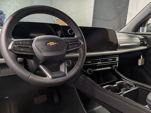 New 2026 Chevrolet Traverse LT image 18