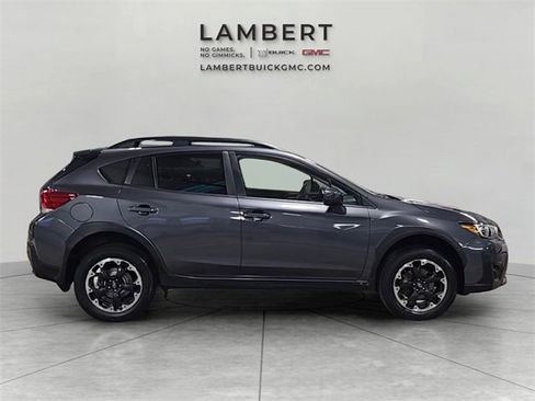 Used 2023 Subaru Crosstrek 2.0i Premium image 6