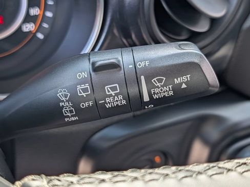 Used 2022 Jeep Wrangler Unlimited Sport AWD/4WD image 28