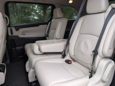 Used 2025 Honda Odyssey EX-L image 32