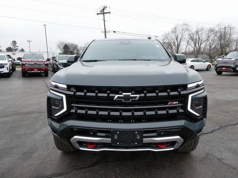 New 2026 Chevrolet Suburban Z71 w/ Z71 Off-Road Package image 8