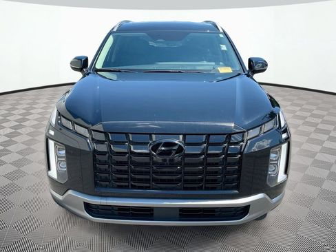 Used 2025 Hyundai Palisade Limited FWD image 2
