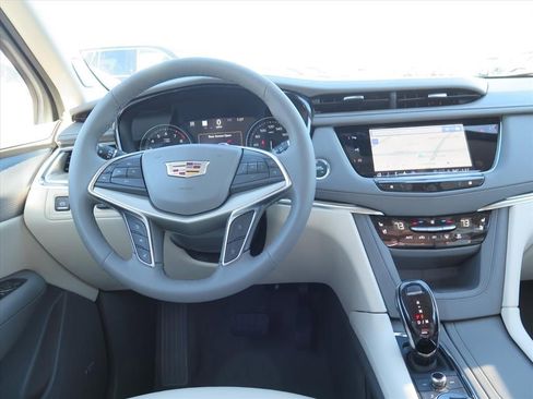 New 2026 Cadillac XT5 Premium Luxury w/ Driver Assist Package image 22