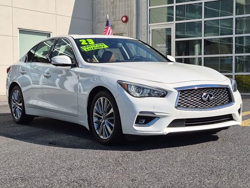 Used 2023 INFINITI Q50 Luxe AWD/4WD image 2