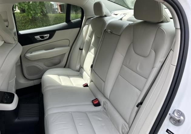 Used 2024 Volvo S60 T8 Plus w/ Climate Package AWD/4WD image 8