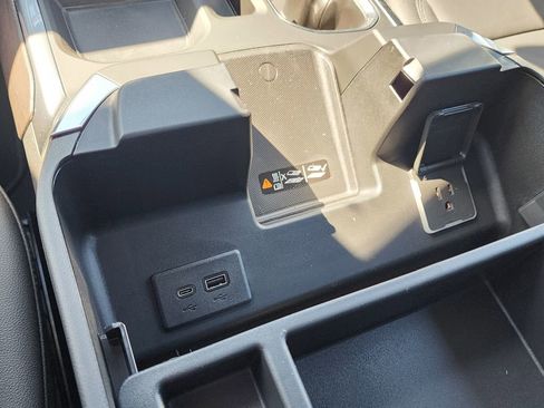 New 2026 GMC Sierra 1500 SLT image 34