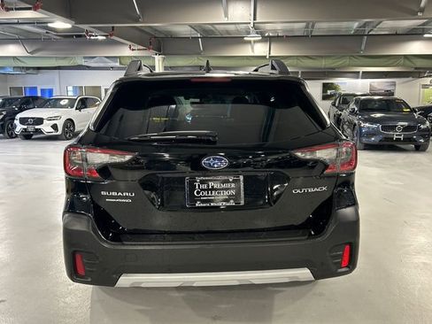 Used 2022 Subaru Outback Limited image 3