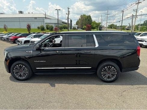 Used 2025 GMC Yukon XL Elevation w/ Technology Package AWD/4WD image 15