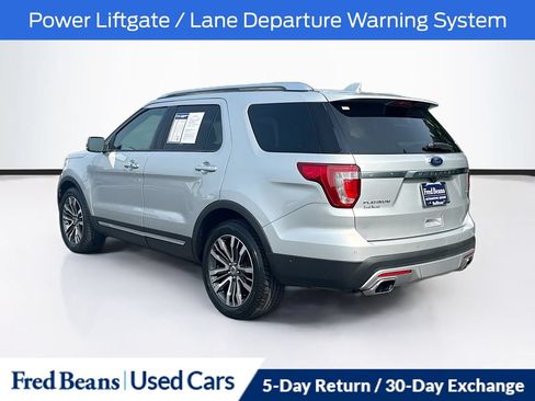 Used 2017 Ford Explorer Platinum AWD/4WD image 6
