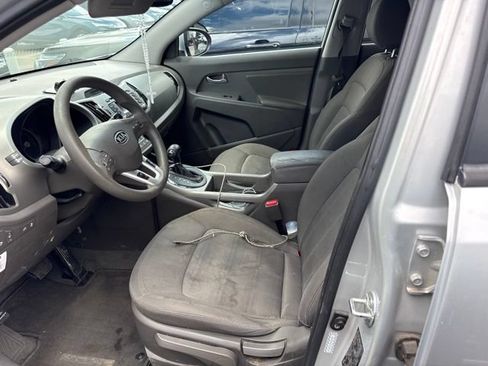Used 2012 Kia Sportage LX w/ Convenience Pkg FWD image 5