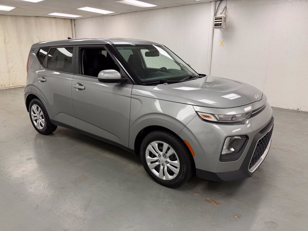 Used 2022 Kia Soul LX FWD image 7