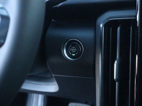 New 2026 GMC Acadia AT4 w/ Luxury Package image 36