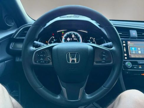 Used 2018 Honda Civic EX image 11