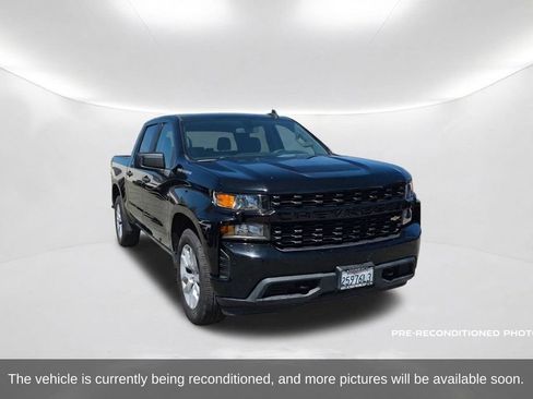 Used 2022 Chevrolet Silverado 1500 Custom RWD image 3